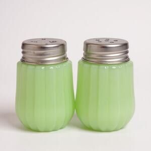 Vintage Small Green Jadeite Glass Salt and Pepper Shakers Round Ribbed GUC 2¼"